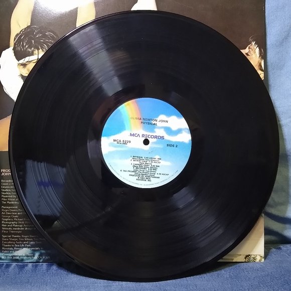 Olivia Newton John Physical Gatefold 1981 Vinyl Record MINTY - Picture 5 of 5